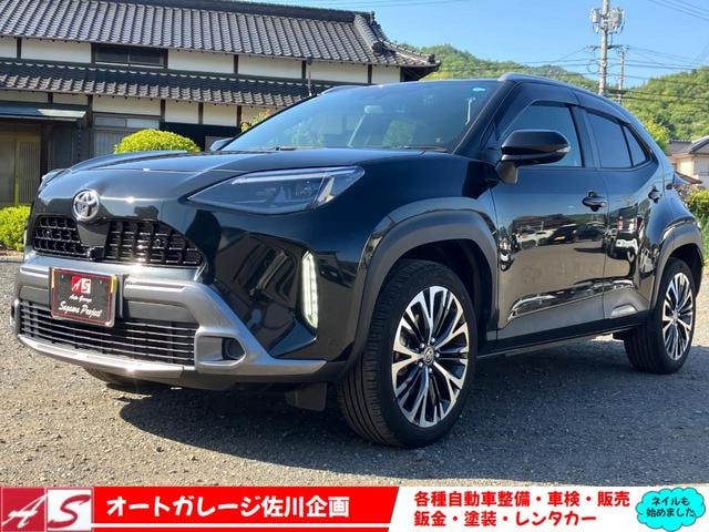 Toyota YARIS CROSS 2023 — фото автомобиля
