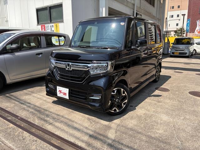 Honda N-BOX CUSTOM 2019 — фото автомобиля 1