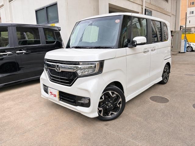 Honda N-BOX CUSTOM 2018 — фото автомобиля 1
