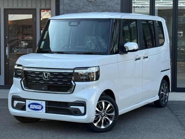 Honda N-BOX CUSTOM 2024 — фото автомобиля 1