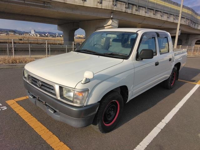 Toyota HILUX 2000 — фото автомобиля