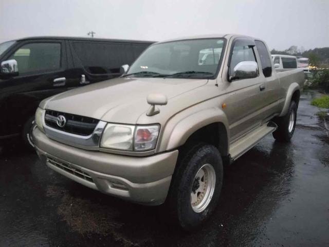 Toyota HILUX SPORTS PICK UP 2004 — фото автомобиля