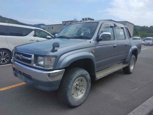 Toyota HILUX SPORTS PICK UP 1999 — фото автомобиля