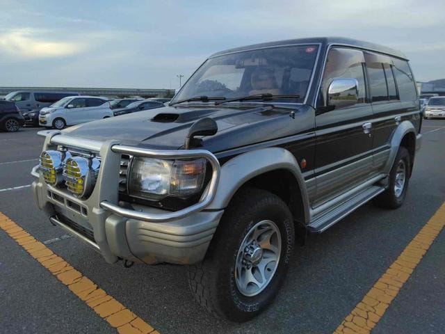 Mitsubishi PAJERO 1996 — фото автомобиля