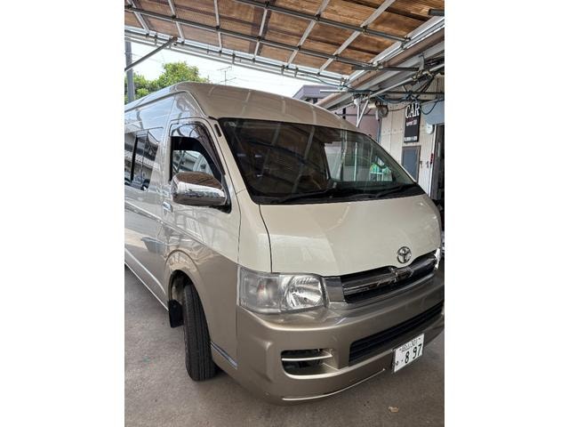 Toyota HIACE WAGON 2006 — фото автомобиля 1