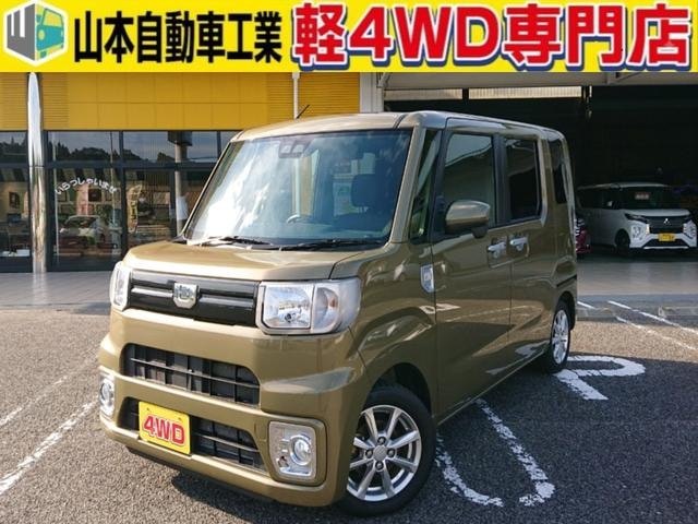 Daihatsu WAKE 2022 — фото автомобиля