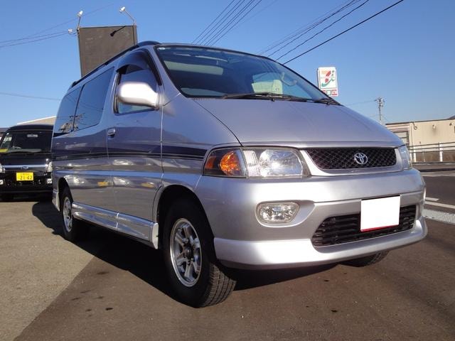 Toyota HIACE REGIUS 1997 — фото автомобиля
