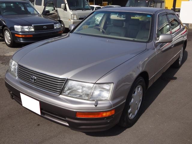 Toyota CELSIOR 1995 — фото автомобиля 1