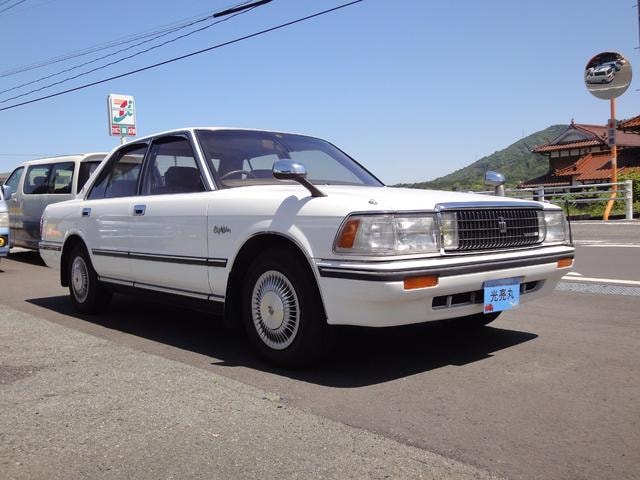 Toyota CROWN 1988 — фото автомобиля 1