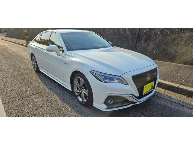 Toyota CROWN HYBRID 2019 — фото автомобиля