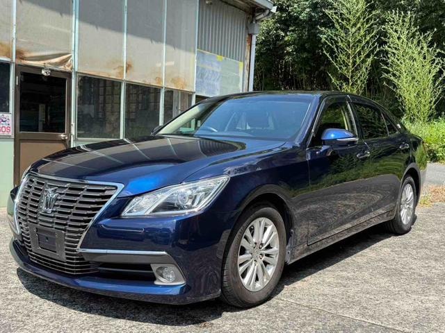 Toyota CROWN 2015 — фото автомобиля