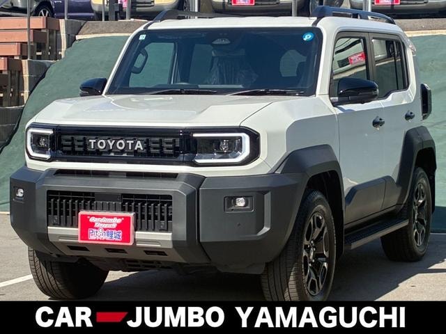 Toyota LAND CRUISER FJ 2026 — фото автомобиля