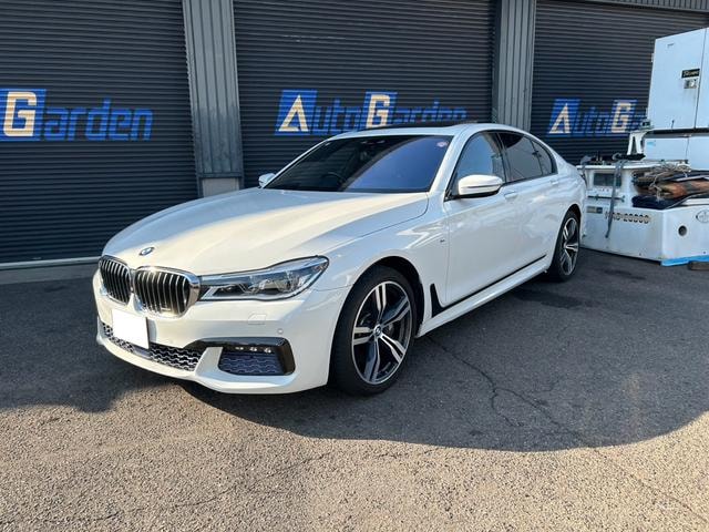 Bmw 7 SERIES 2018 — фото автомобиля 1