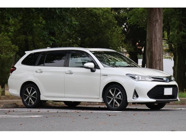 Toyota COROLLA FIELDER 2018 — фото автомобиля 1