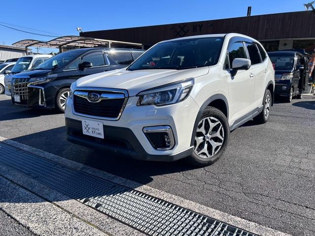 Subaru FORESTER 2018 — фото автомобиля 1