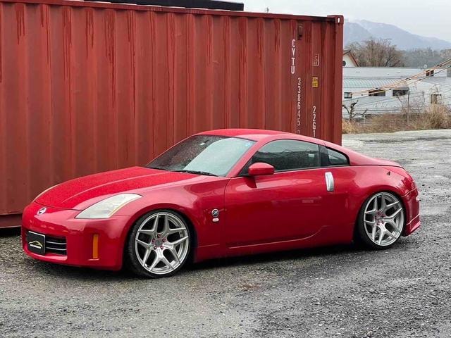 Nissan FAIRLADY Z 2002 — фото автомобиля