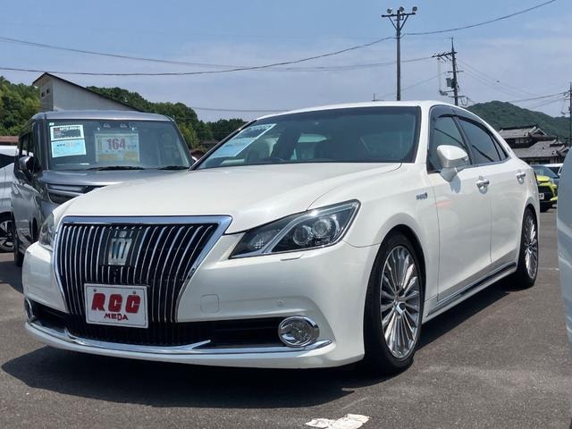 Toyota CROWN MAJESTA 2014 — фото автомобиля