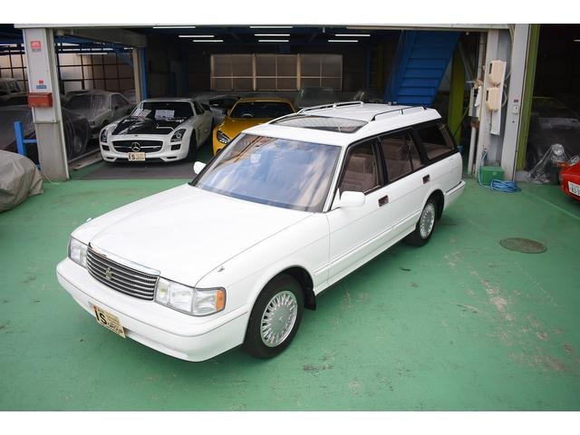 Toyota CROWN STATIONWAGON 1992 — фото автомобиля