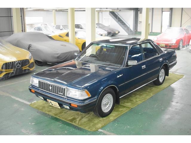 Toyota CROWN 1985 — фото автомобиля 1