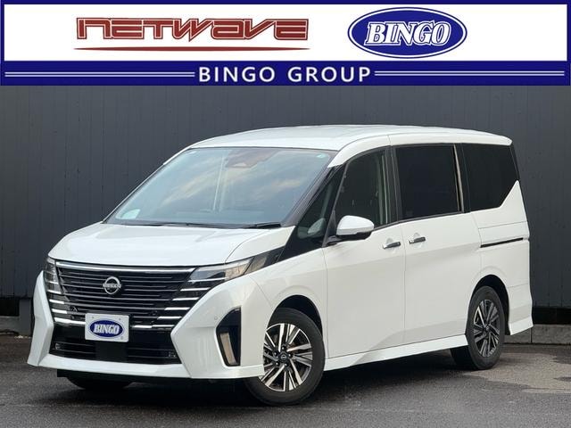 Nissan SERENA 2023 — фото автомобиля 1