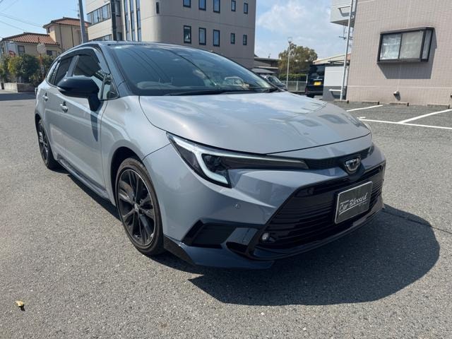 Toyota COROLLA TOURING 2025 — фото автомобиля