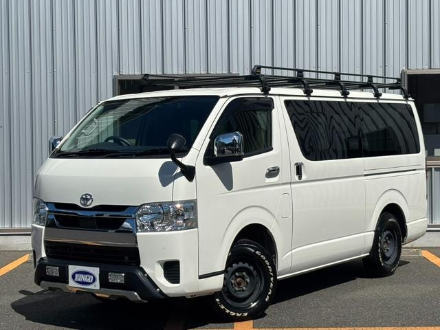 Toyota HIACE VAN 2024 — фото автомобиля