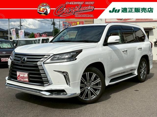 Lexus LX 2017 — фото автомобиля