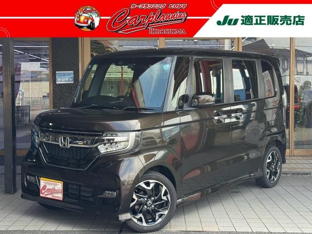 Honda N-BOX CUSTOM 2019 — фото автомобиля 1