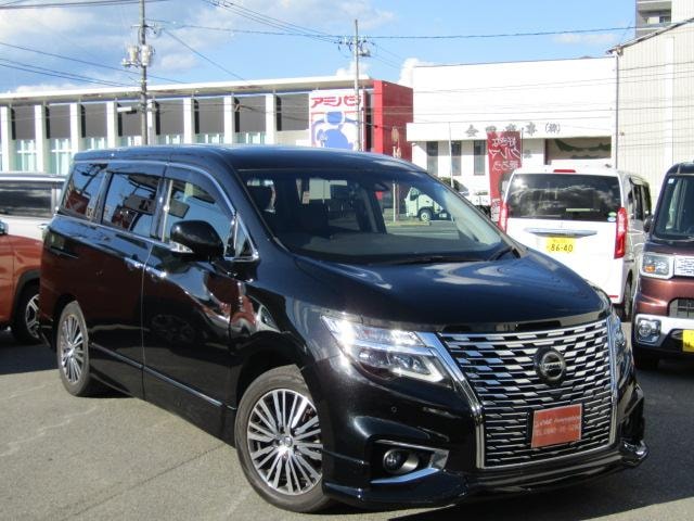 Nissan ELGRAND 2021 — фото автомобиля
