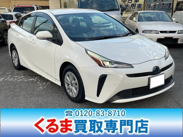 Toyota PRIUS 2022 — фото автомобиля 1