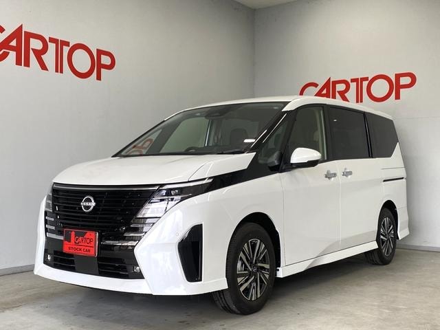Nissan SERENA 2025 — фото автомобиля