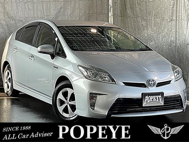 Toyota PRIUS 2012 — фото автомобиля 1
