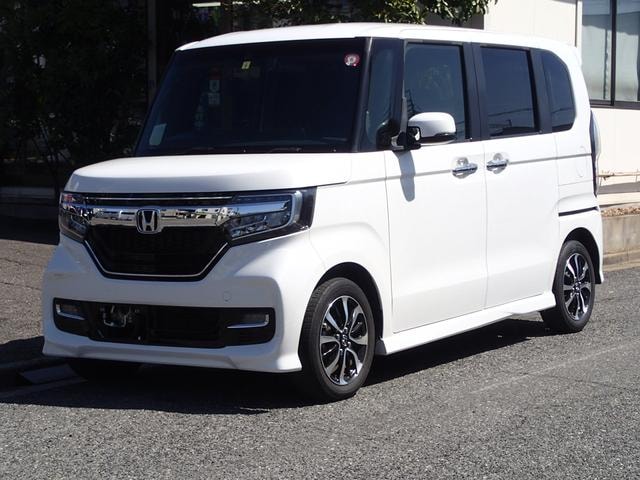 Honda N-BOX CUSTOM 2019 — фото автомобиля
