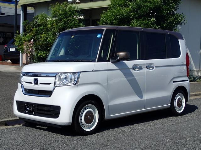 Honda N-BOX 2019 — фото автомобиля 1