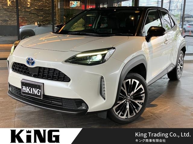 Toyota YARIS CROSS 2022 — фото автомобиля