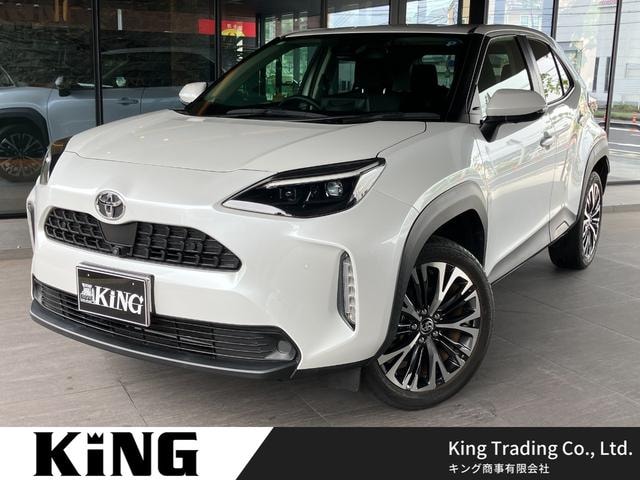 Toyota YARIS CROSS 2022 — фото автомобиля