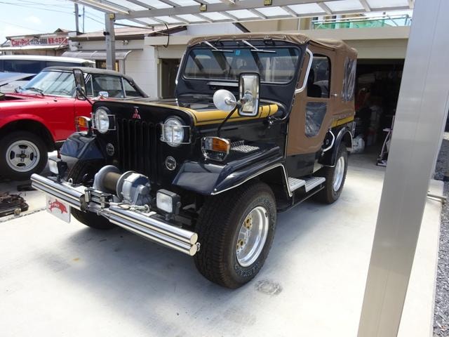 Mitsubishi JEEP 1982 — фото автомобиля