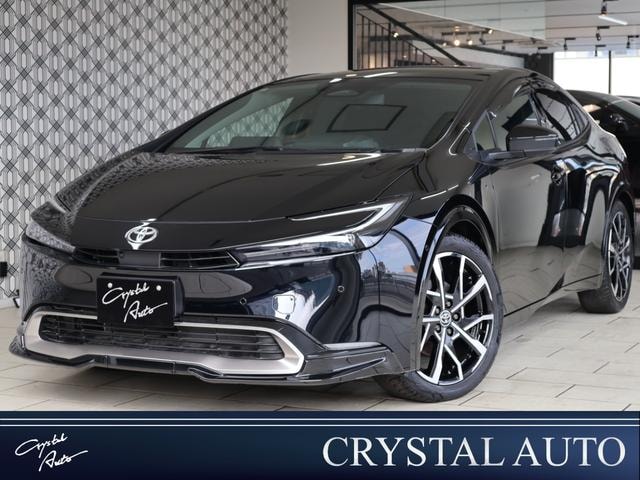Toyota PRIUS 2023 — фото автомобиля 1