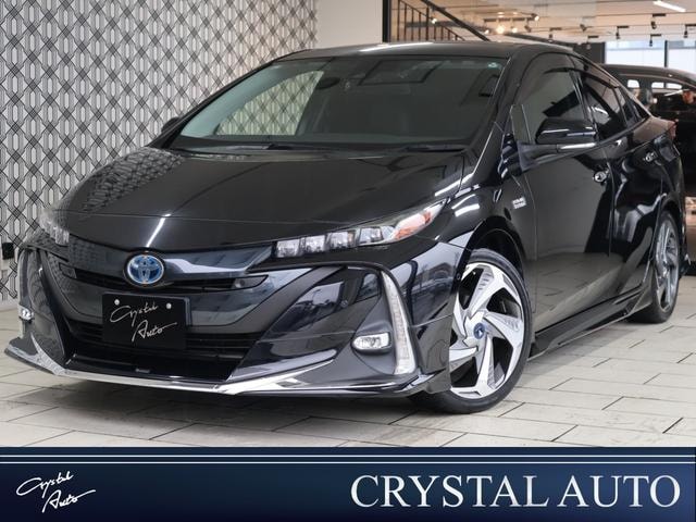 Toyota PRIUS PHV 2018 — фото автомобиля 1