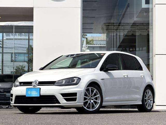 Volkswagen GOLF R 2017 — фото автомобиля