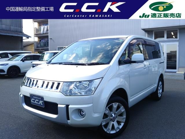 Mitsubishi DELICA D:5 2009 — фото автомобиля
