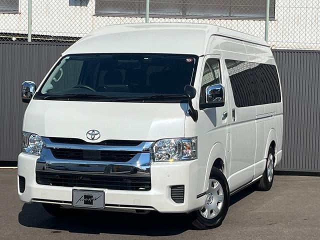 Toyota HIACE WAGON 2023 — фото автомобиля