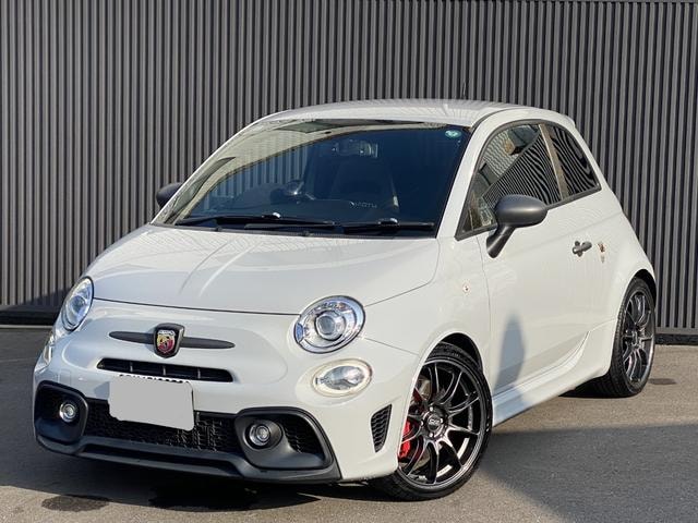 Abarth 595 2017 — фото автомобиля 1