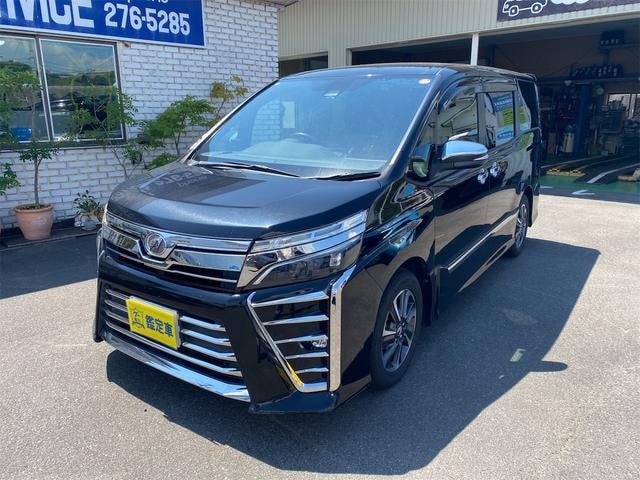 Toyota VOXY 2018 — фото автомобиля 1