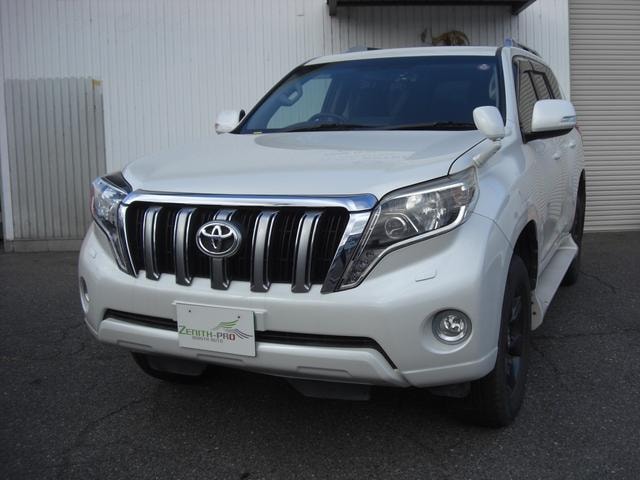 Toyota LAND CRUISER PRADO 2015 — фото автомобиля