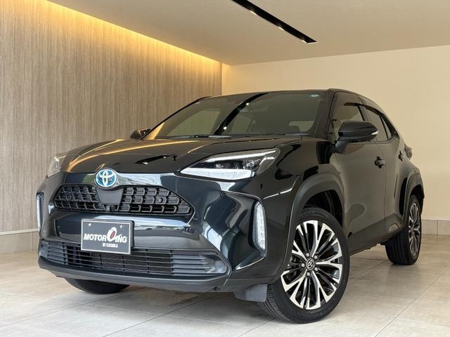 Toyota YARIS CROSS 2023 — фото автомобиля