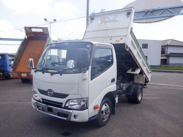 Hino DUTRO 2017 — фото автомобиля 1