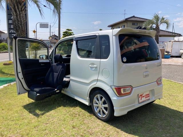 Suzuki WAGON R 2018 — фото автомобиля 1