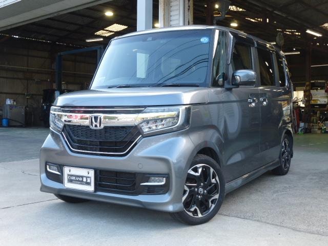 Honda N-BOX CUSTOM 2017 — фото автомобиля