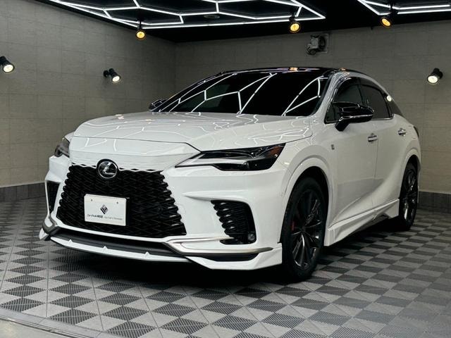Lexus RX 2025 — фото автомобиля 1